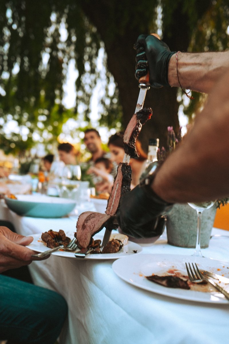 Perfekt für eine Grillparty! Das 6 kg schwere Picanha-Steak ist ein Highlight für jeden Grillabend mit Freunden und Familie.