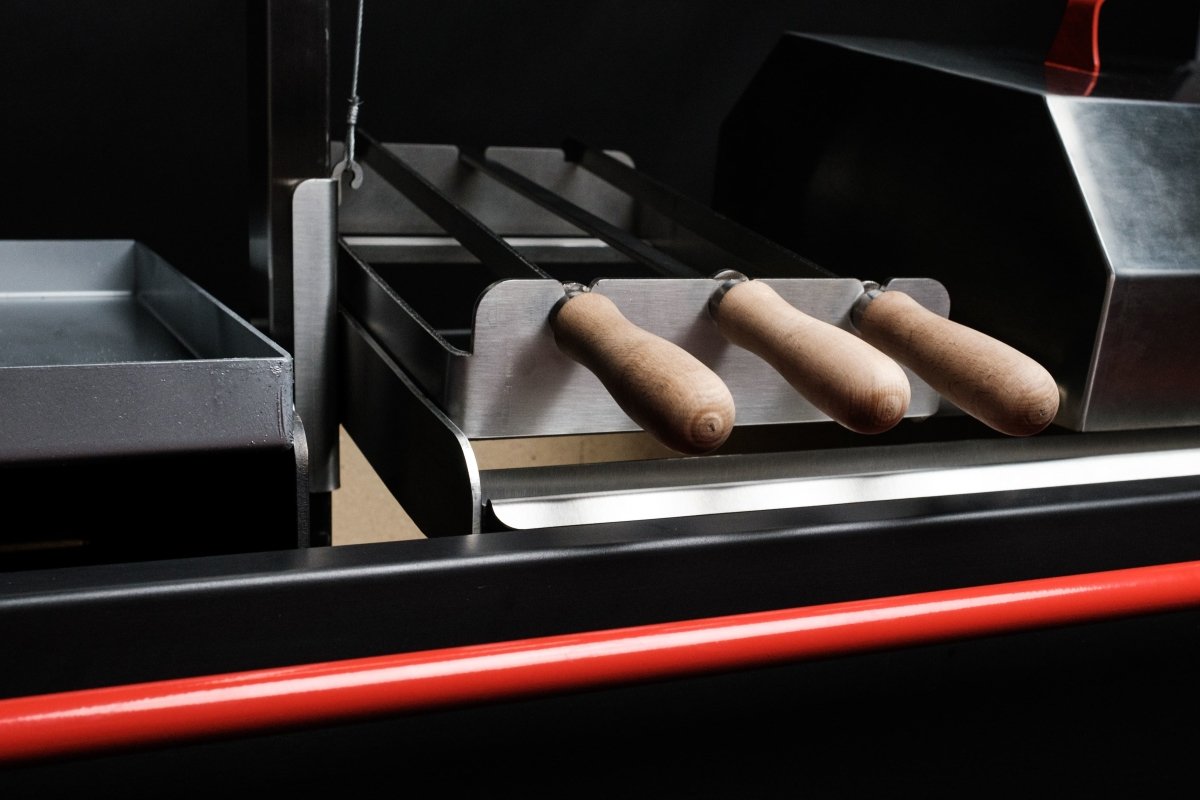 Mit diesem Spieße-Set wird das Grillen zum Genuss. Für Holzkohlegrills und argentinisches Asado!